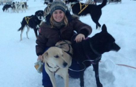 מלכות השלג, נועה חיסדאי נהגת כלבים בקוטב
